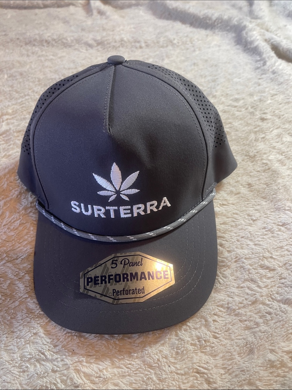 Surterra hat
